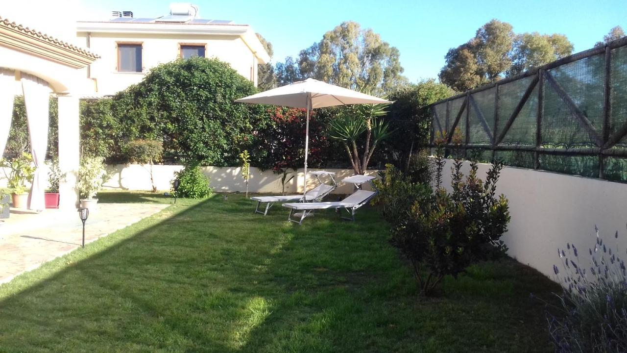 Casa Vacanze Menta Fiorita Flumini di Quartu Eksteriør billede